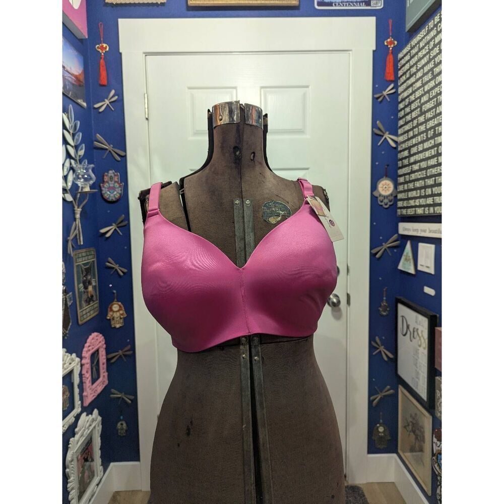 40DDD Secret Treasures Wireless Bra NWT